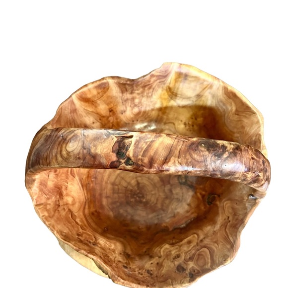 Large vintage carved wooden burled basket bowl. Root wood decorative basket. - Picture 7 of 9